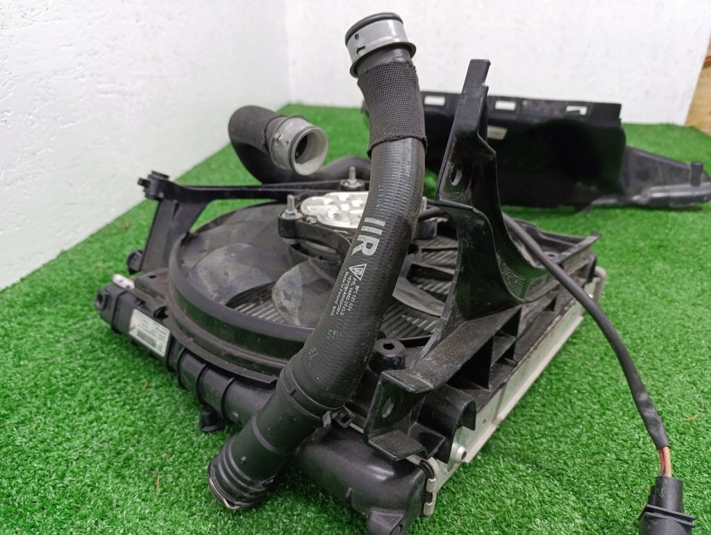 Porsche 911 991 carrera gt3 gt4 rs радиатор воды правый  вентилятор комплект с Разборки