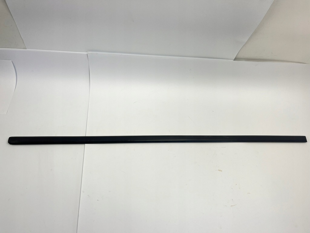 фото №1, Узкая молдинг боковая дверь правый перед правая передний верхний mercedes 190 w201