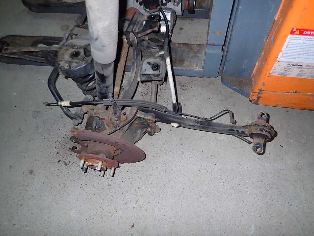 фото №4, Ford focus mk3 rs 2.3 4x4 підвіска задня задні підрамник міст поворотний кулак важелі