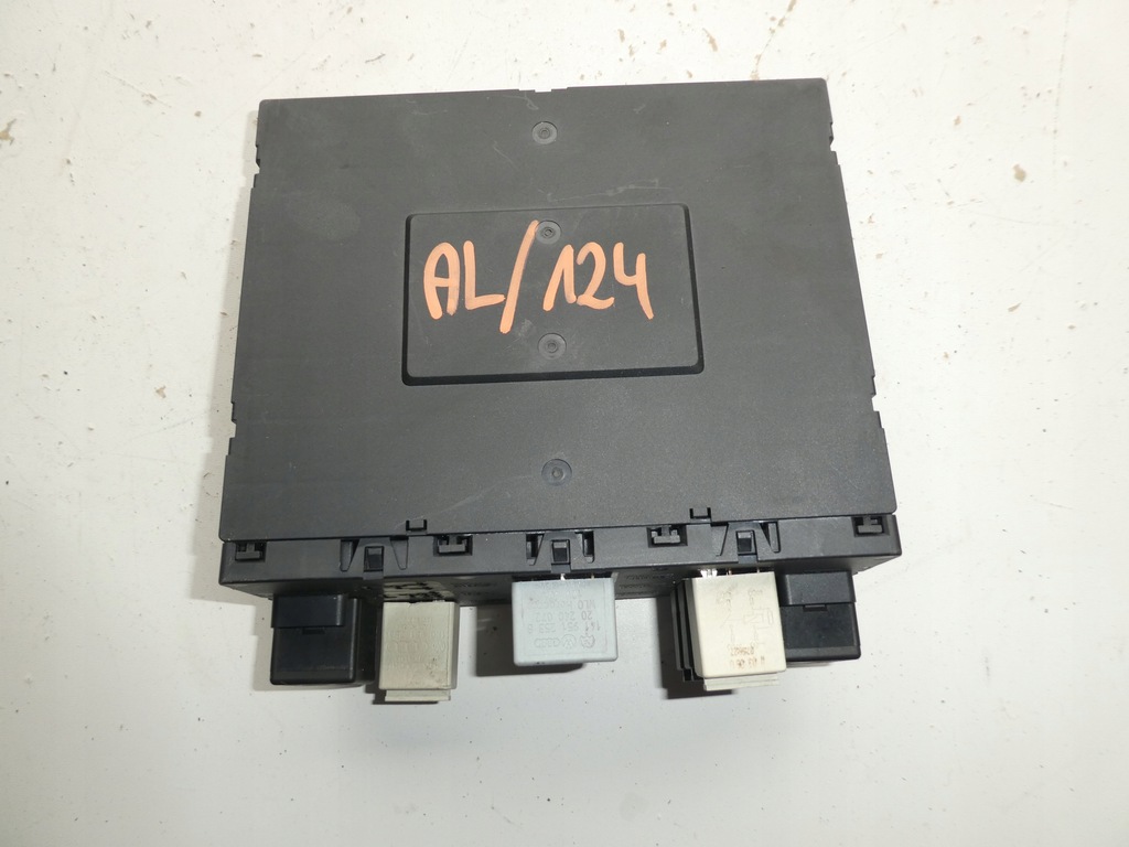 фото №1, Vw passat b6 блок управления блок управления бортовой сетью 3c0937049e