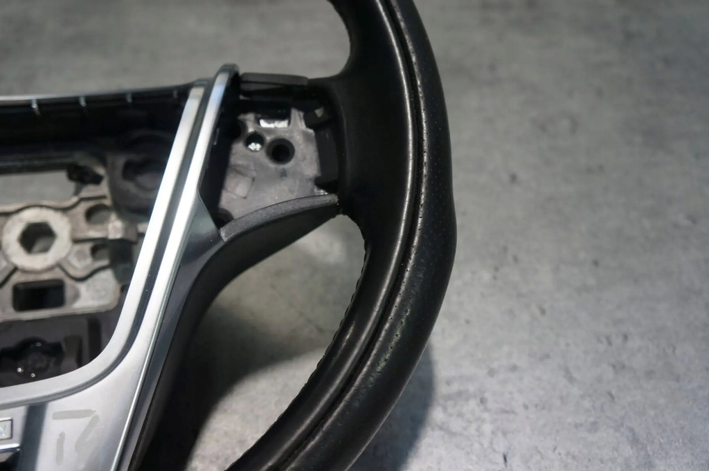 фото №9, Повітропровід шкіра шкіряний volvo v40 ii r-design r