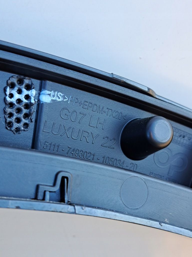 Купити Bmw x7 g07 рестайлінг  m-pakiet молдинг накладки крила перед ліва права задній задня.