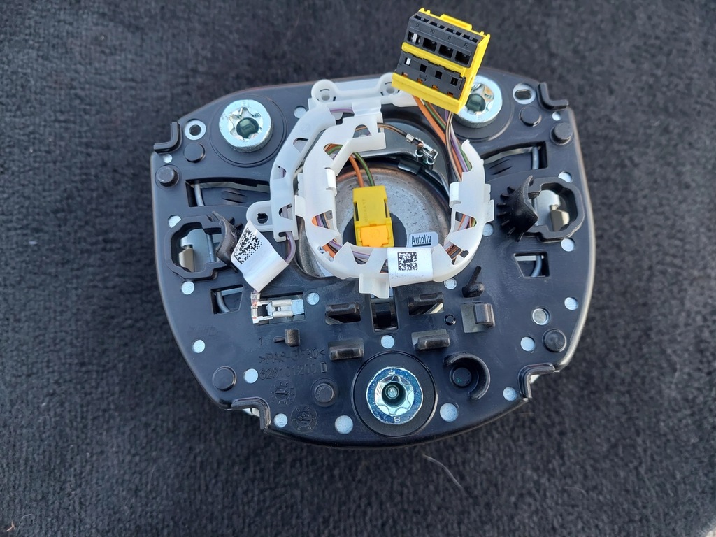 фото №8, Подушка водія подушка безпеки 39825816 volvo s90 ii v90