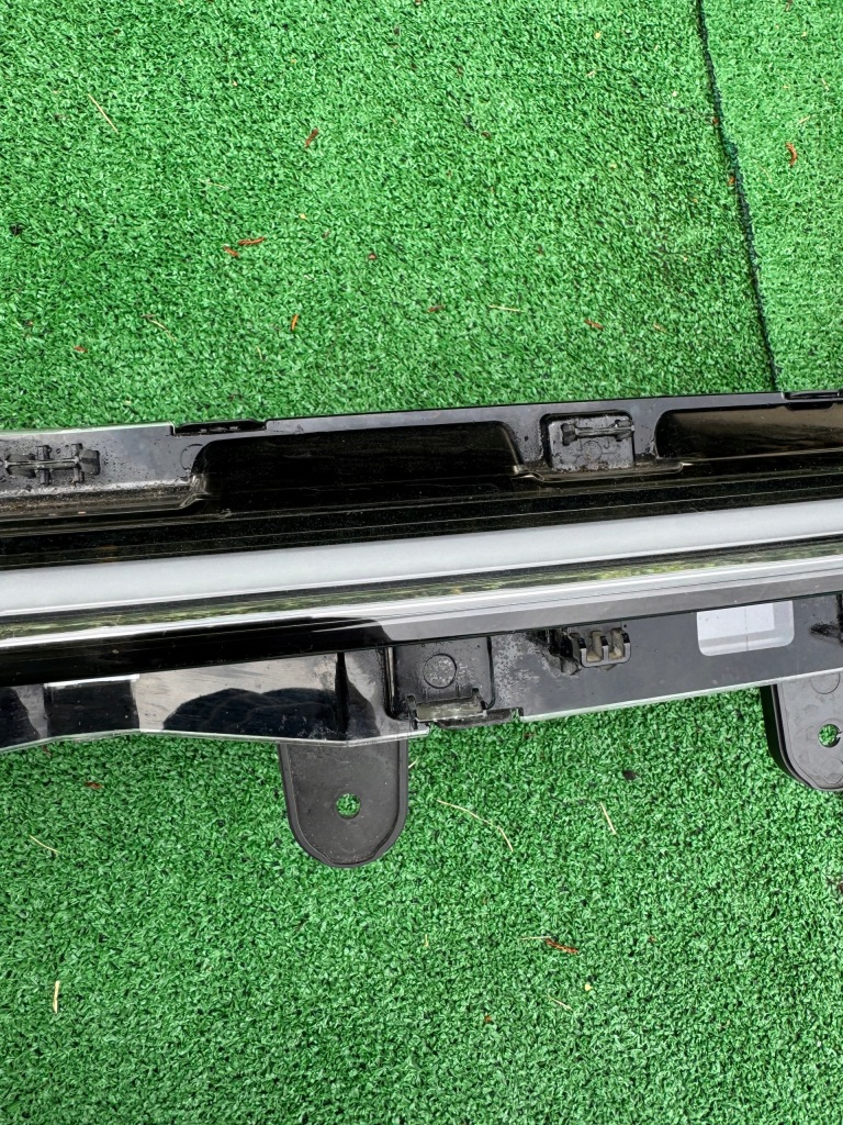 Mg marvel r 20- лампа перед передня led накладка 10934255 Київ