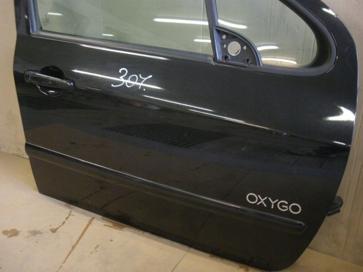 фото №2, Peugeot 307 дверь правое перед