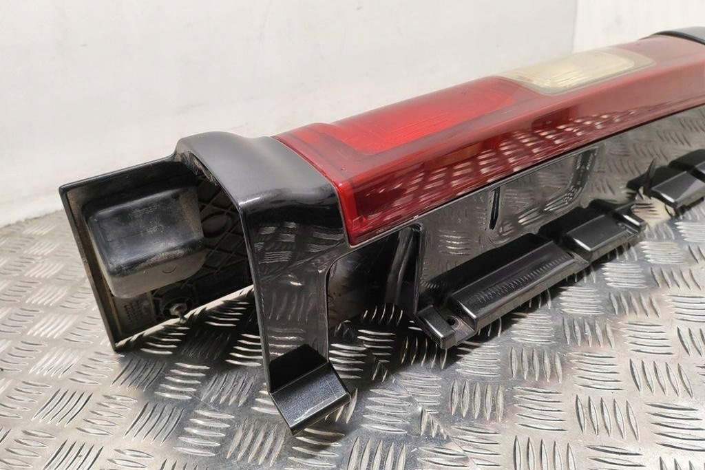 фото №9, Лампа ліва задня opel vivaro c 265a61090r 1.6l дизель 2016