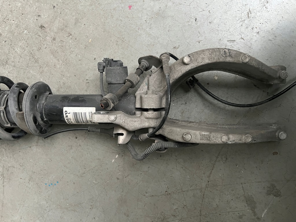 фото №10, Підвіска mcperson лівий поворотний кулак привідний вал важіль ліва передня volvo v90