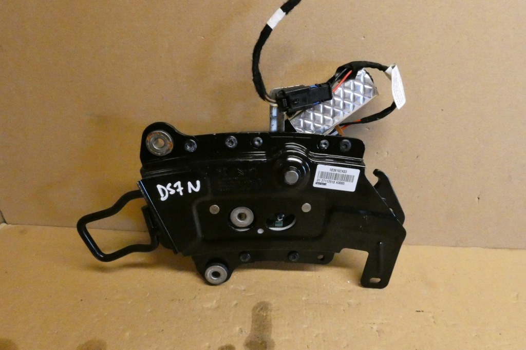 Привід кришки сидінь citroen ds7 9818734380 9818734280 в Україні