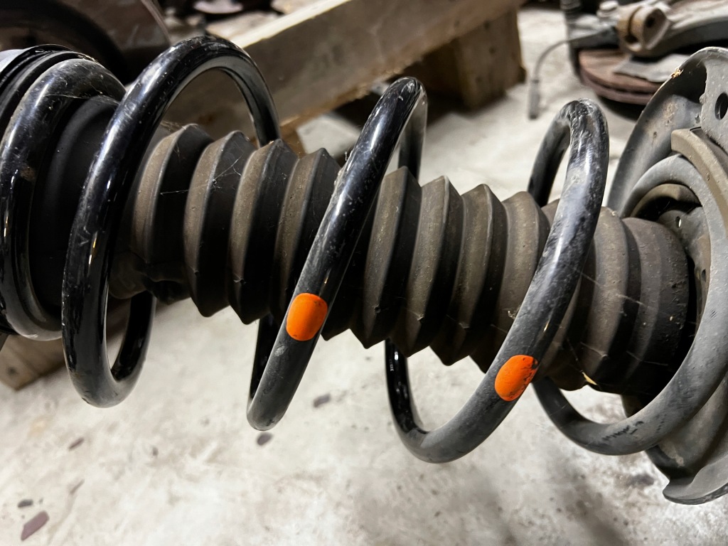 фото №4, Важіль поворотний кулак амортизатор перед правий права renault kadjar 1.3 tce