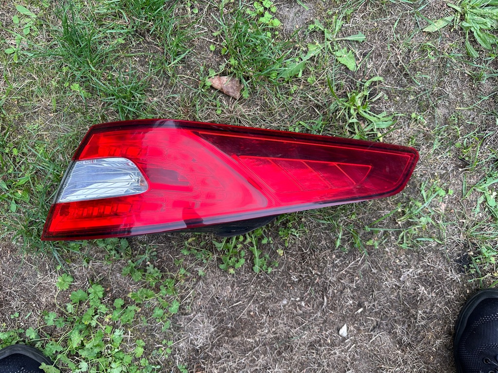 фото №1, Kia optima iii sedan лампа правая задняя задняя 10-15