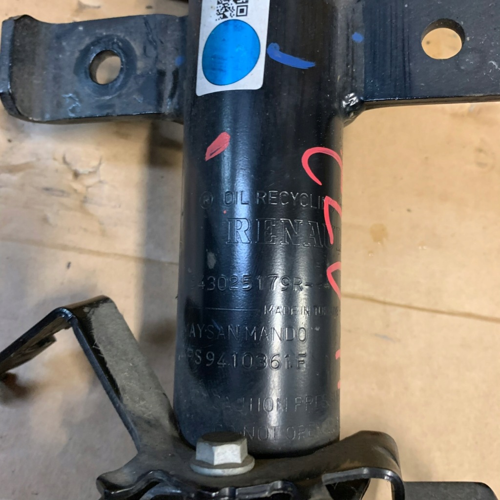 фото №9, Renault clio v 1.6 e-tech гібрид ліва поворотний кулак амортизатор 543025179r