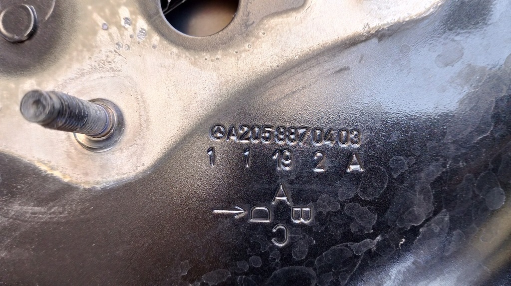 фото №8, Mercedes c klasa a205 капот крышка двигателя ładna 831