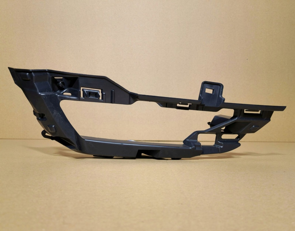 фото №1, Кронштейн кронштейн протитуманної фари правий перед volvo xc60 2021- r-desing