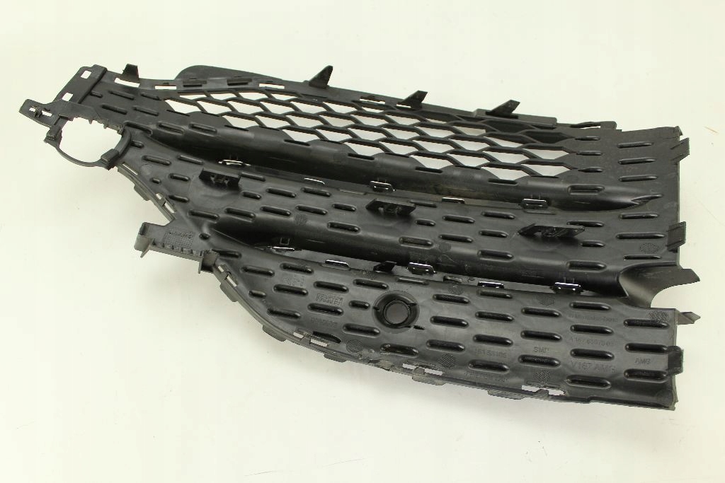 Решётка бампера mercedes gle350 450 amg правая a167 Недорого