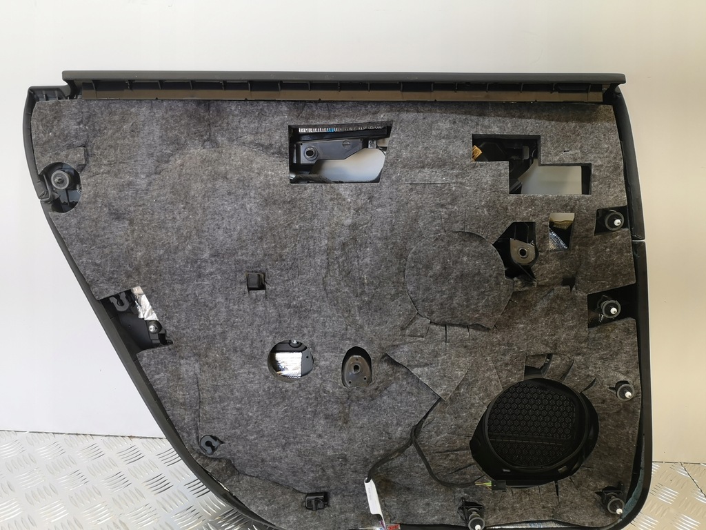 фото №11, Обшивка дверь правый задняя audi a8 d4