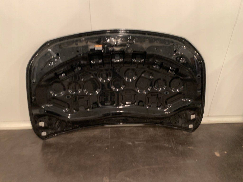 Mercedes w 247 b klasa капот Оригінал