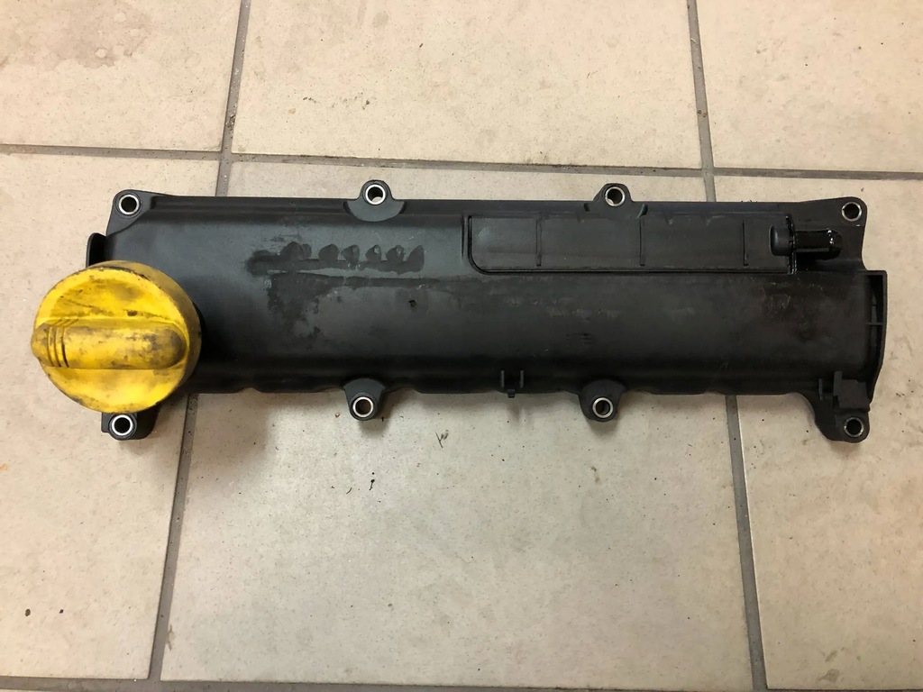 фото №1, Крышка клапанов крышка renault kangoo i 1,5 dci оригинальный номер 8200117386