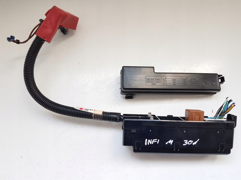 фото №1, Коробка предохранителей infiniti q70 m m30 m35 m37