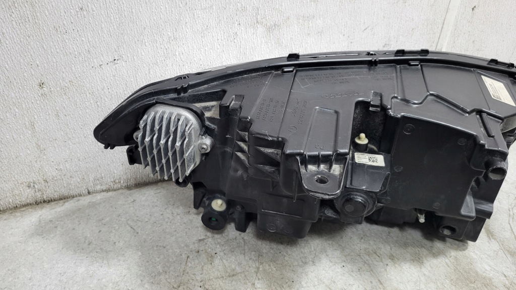 Volvo xc90 2 рестайлинг  19- фара левое  перед передняя full led европа 32228296 Киев