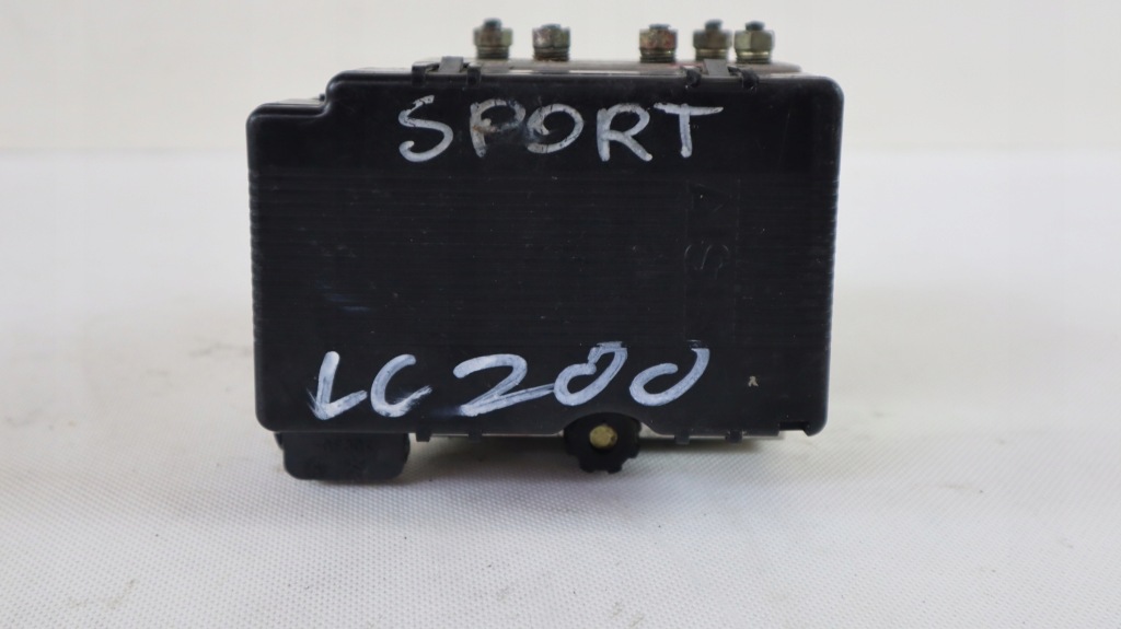 Toyota land crusier 200 насос abs 241006202796 в Україні