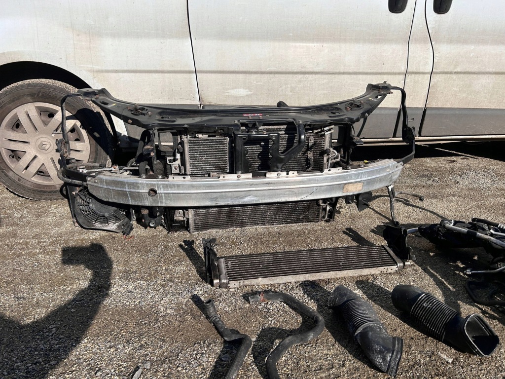 Купити Mercedes w221 2012 6.3 amg pas передній радіатор вентилятор