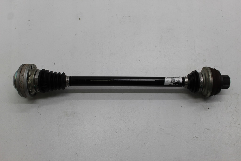 фото №1, Audi a8 d4 4h привідний вал задня 8r0501203c