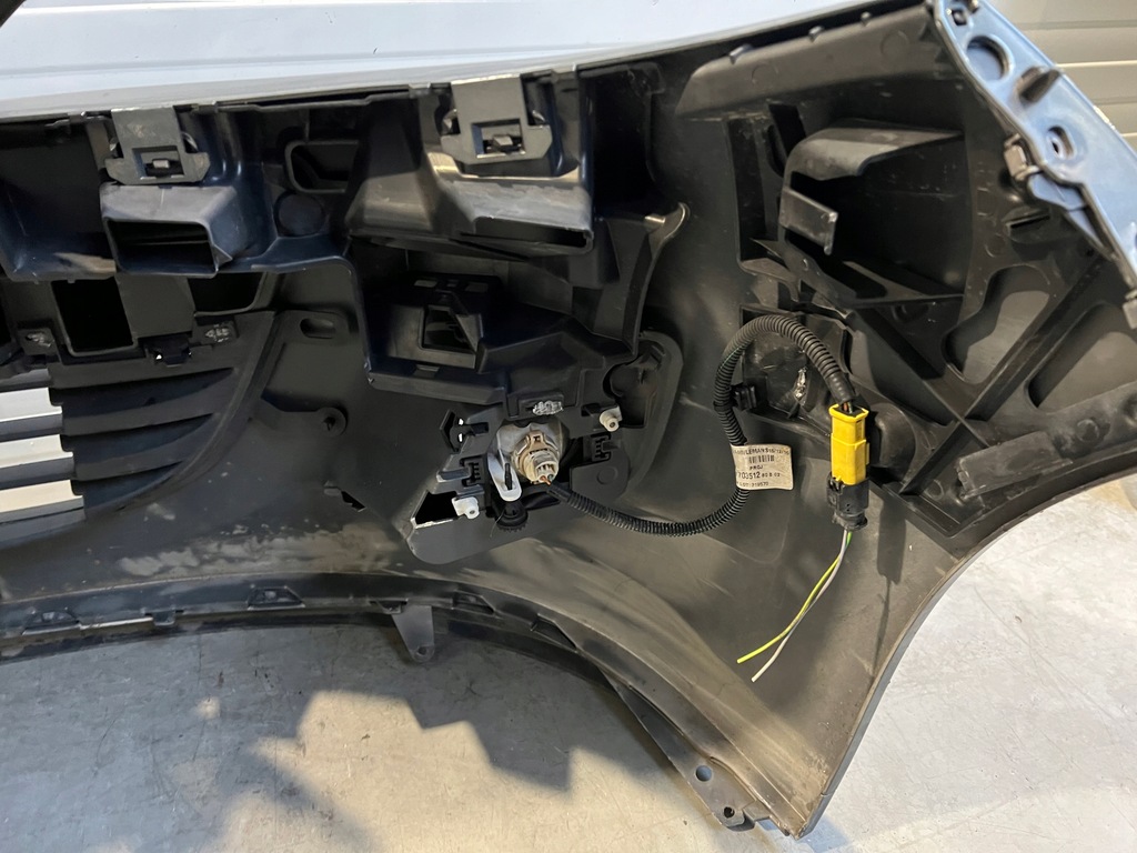 фото №11, Бампер передний перед peugeot 207 lift