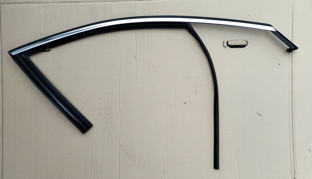 фото №1, Citroen ds4 прокладка хром скло двері правий перед