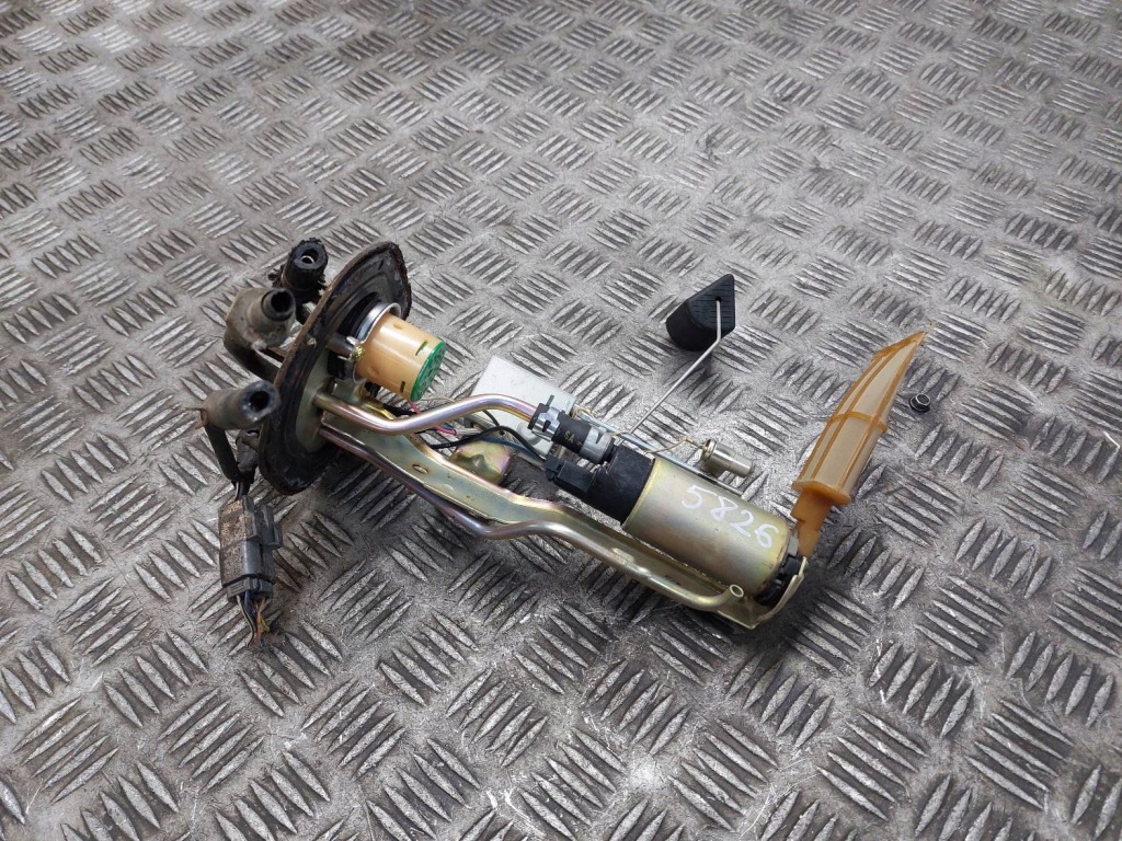 Купити Помпа пального + поплавок toyota paseo ii 1.5 16v