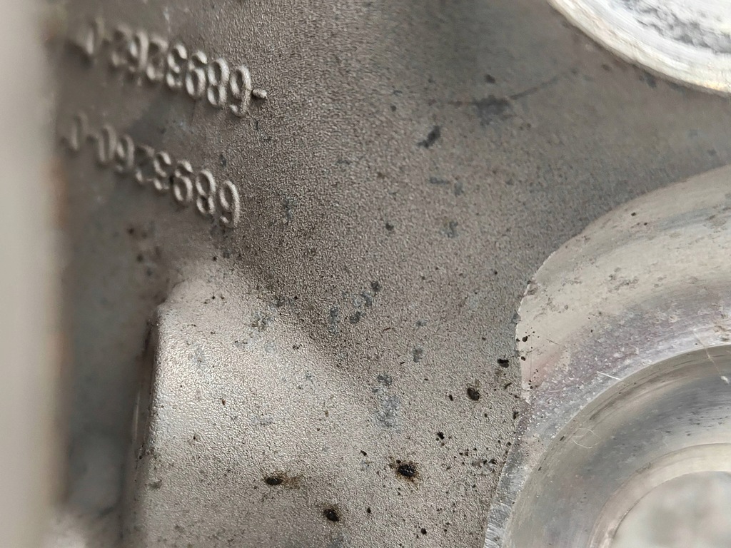 фото №6, Поворотный кулак правый перед правая передняя ступица bmw i4 g26 rwd 6893260