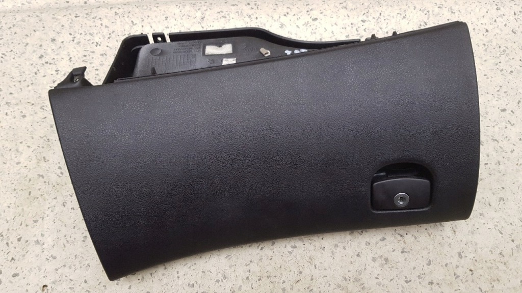 Купити Бардачок панелі пасажира peugeot 607