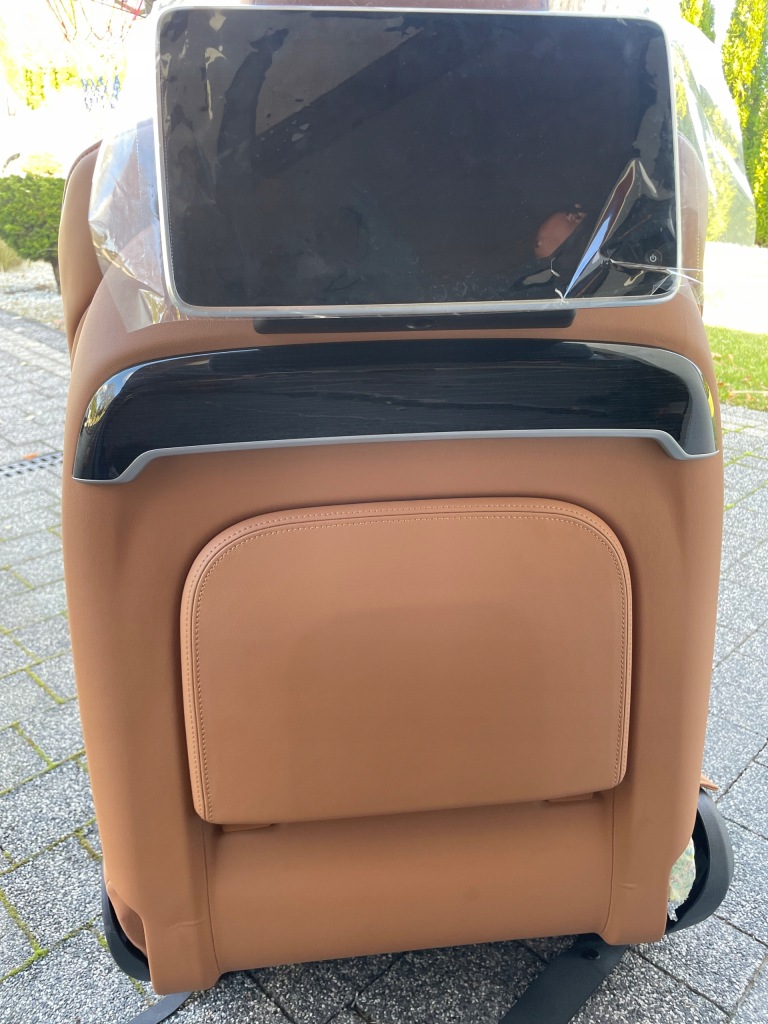 фото №16, Bmw g12 сидіння заднє сидіння оббивка nappa sanddle cognac монітори масаж full