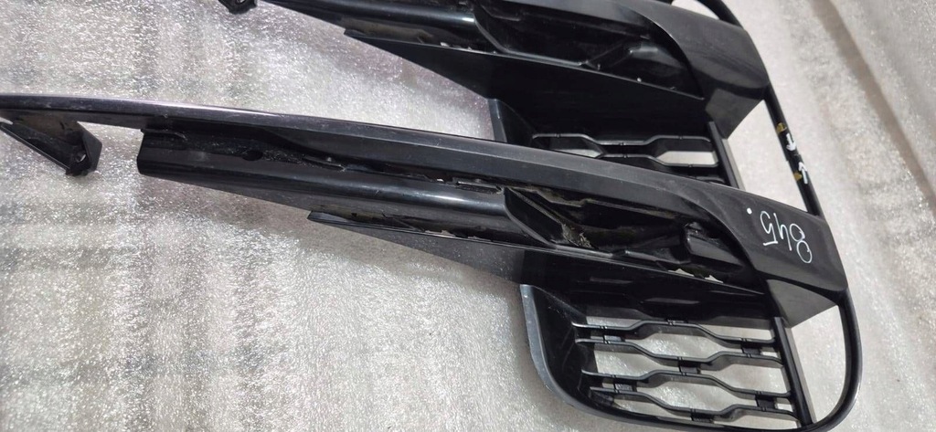 фото №7, Решётка правая бампера перед land rover evoque ii