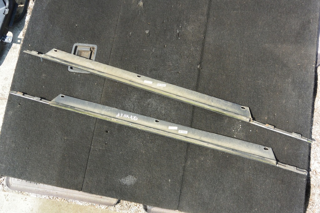 фото №7, Молдинг ущільнювач двері хром перед audi q7 4l