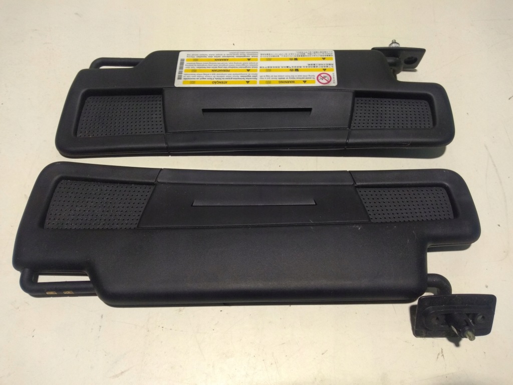 фото №1, Козырьки правый левый комплект mercedes slk r172