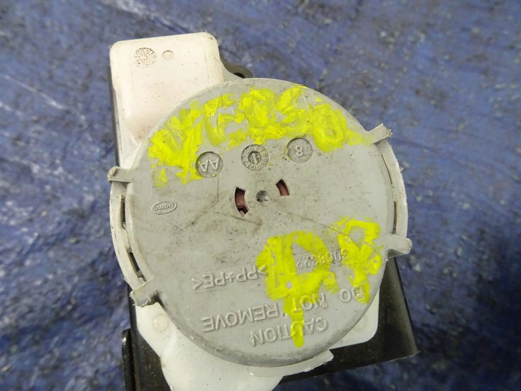 фото №4, Pas правий безпеки перед toyota verso 09r-