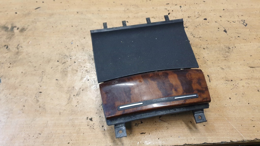 фото №1, Audi a3 8p пепельница