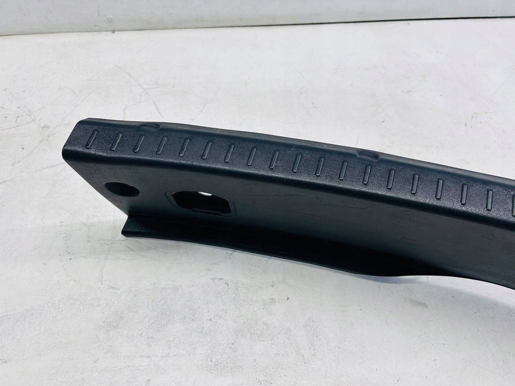 фото №7, Avensis t27 sedan защита поперечина заднего порог багажника 58387-05100