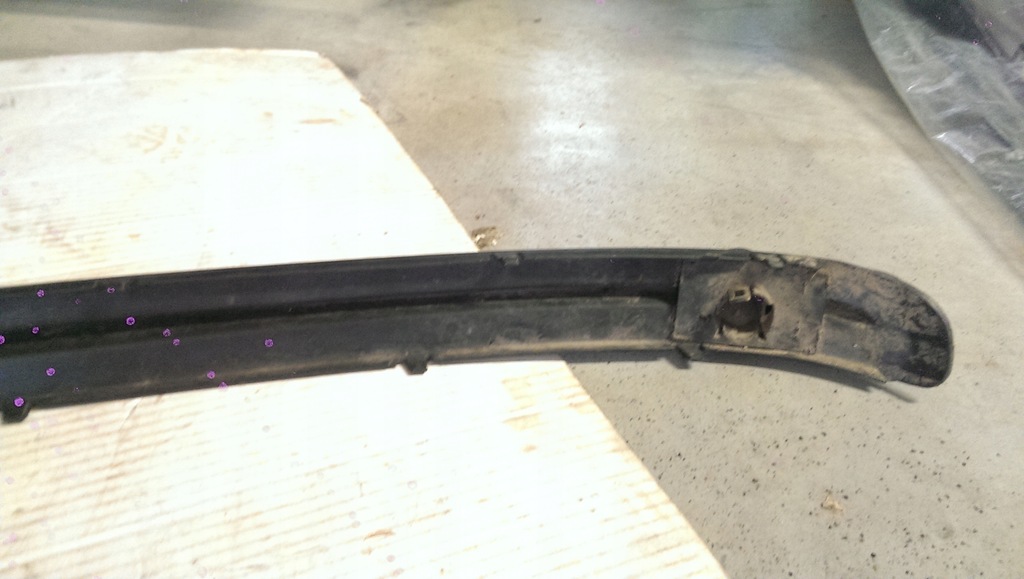 фото №9, Молдинг бампера задня bmw e46 cabrio coupe 8222610