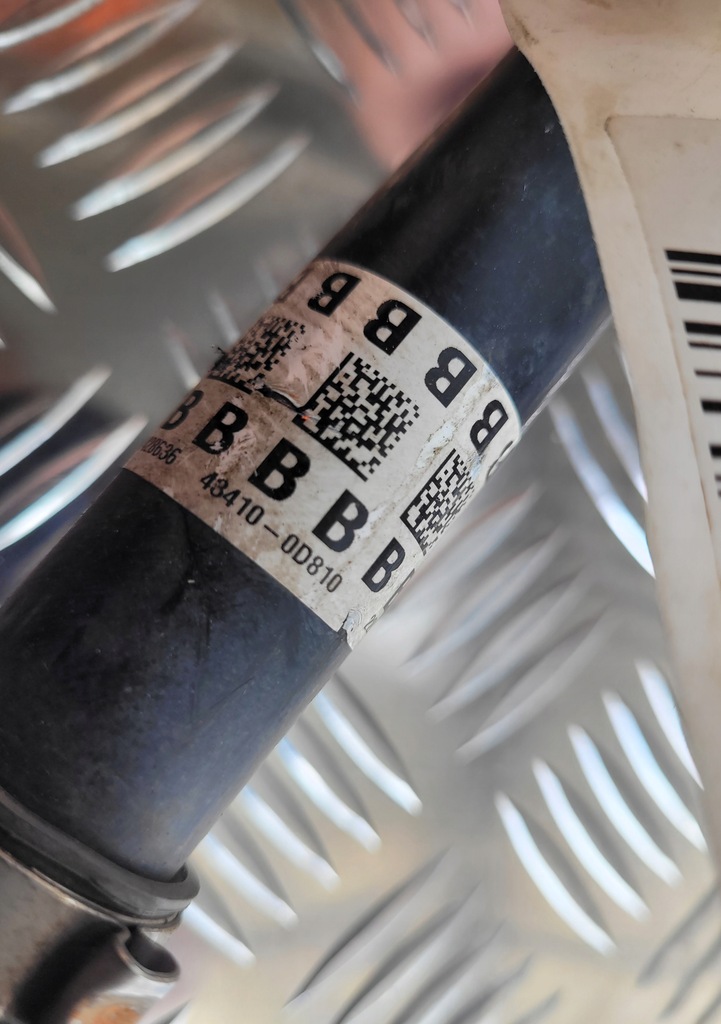 фото №16, Toyota yaris cross приводной вал передняя правая оригинал fv