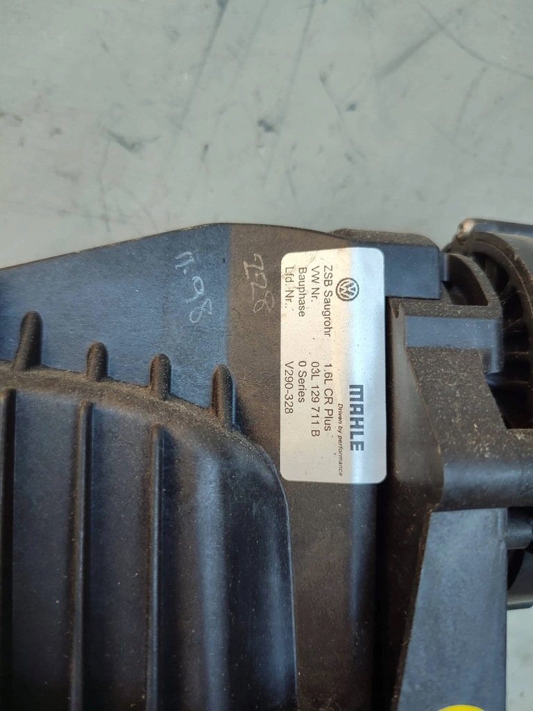 фото №10, Коллектор всасывающий vw polo 6r 1.6 tdi 2013 03l129711b