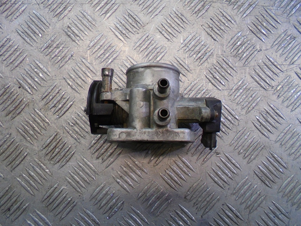 фото №1, Дроссельная заслонка 35170-22600 hyundai getz 1.6b