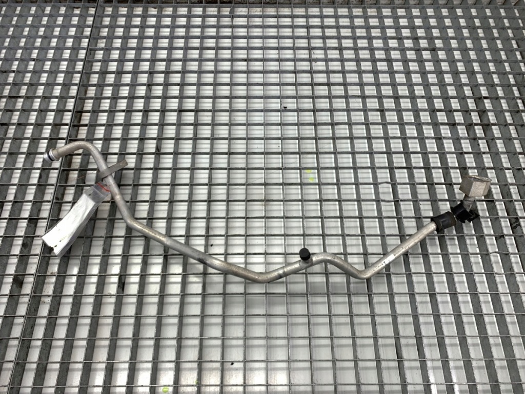 Купити Трубка кондиціонера renault koleos i t1022327a 2.0 150km suv