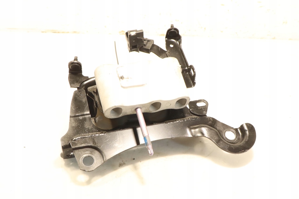 фото №1, Кронштейн подушка коробки toyota corolla cross