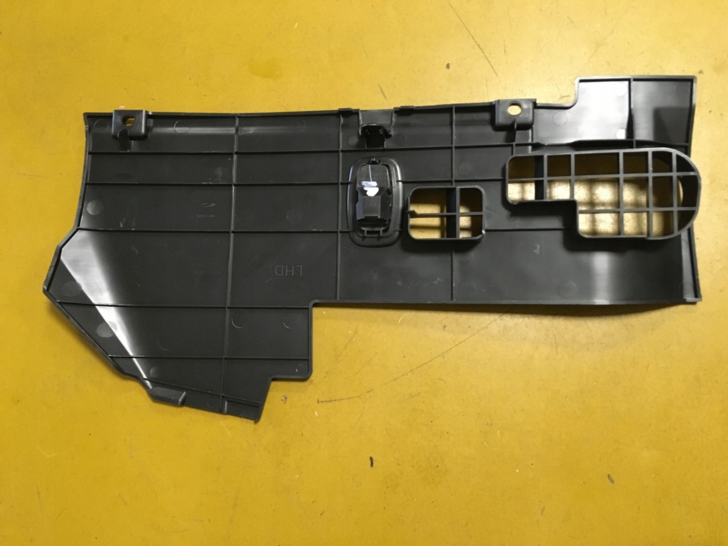 фото №7, Правый защита pod панель лампа nad ноги infiniti q30