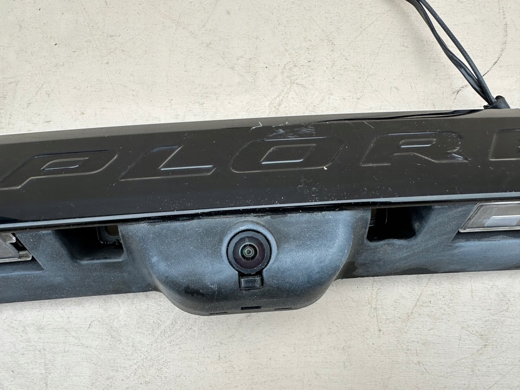 фото №11, Ford explorer vi 6 19r- накладка крышки задняя задняя камера lb5b-s42509