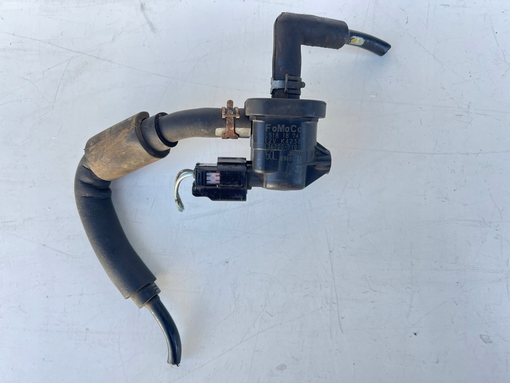 фото №1, Клапан вакуумa mazda cx-7 2.3 t l51818741