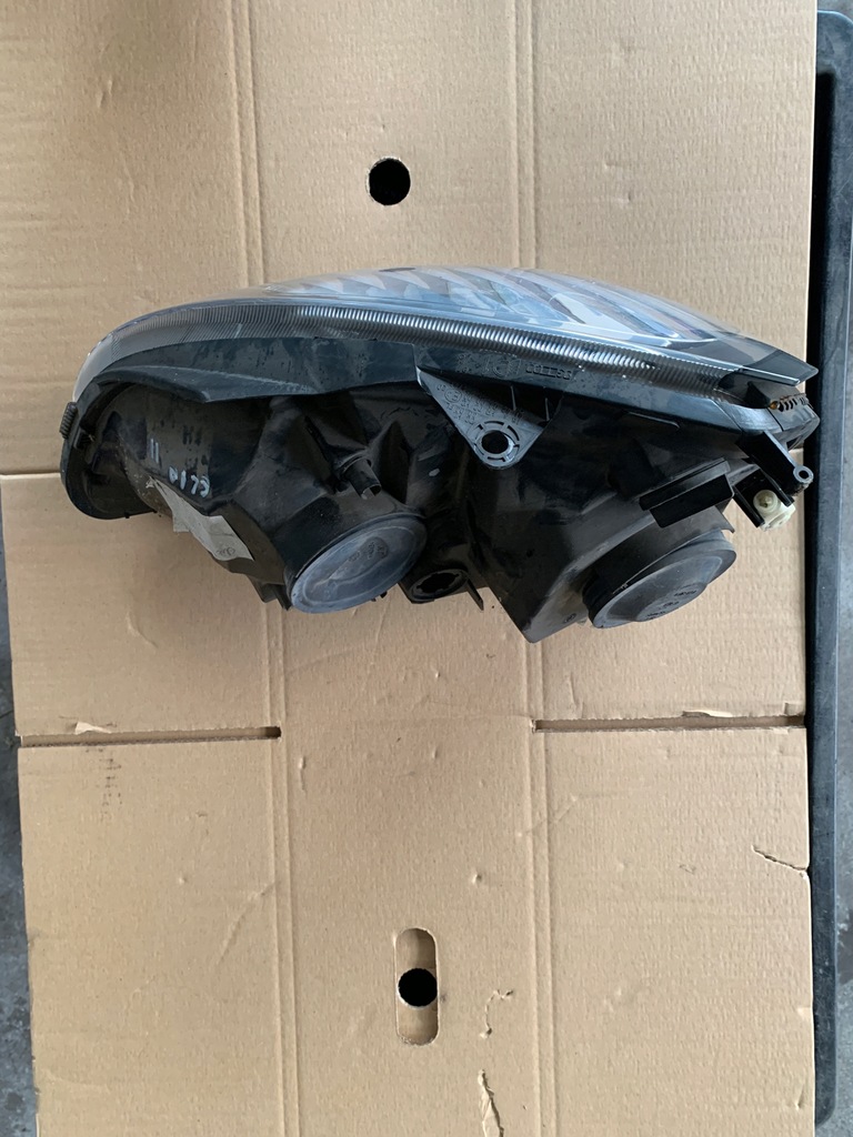 фото №2, Renault clio ii lift права лампа правий фара