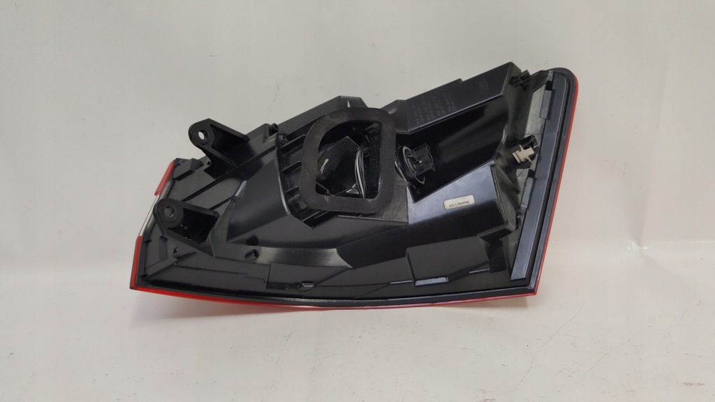 фото №7, Skoda superb 3 iii 3v9 led лампа задняя kombi 13-18r