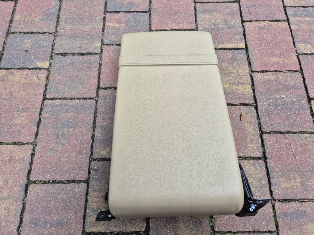 Купити Підлокітник задній mercedes cl 140 купе